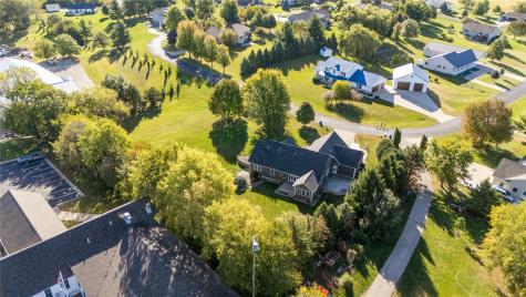 1206 Winchester Circle NE Swisher IA 52338