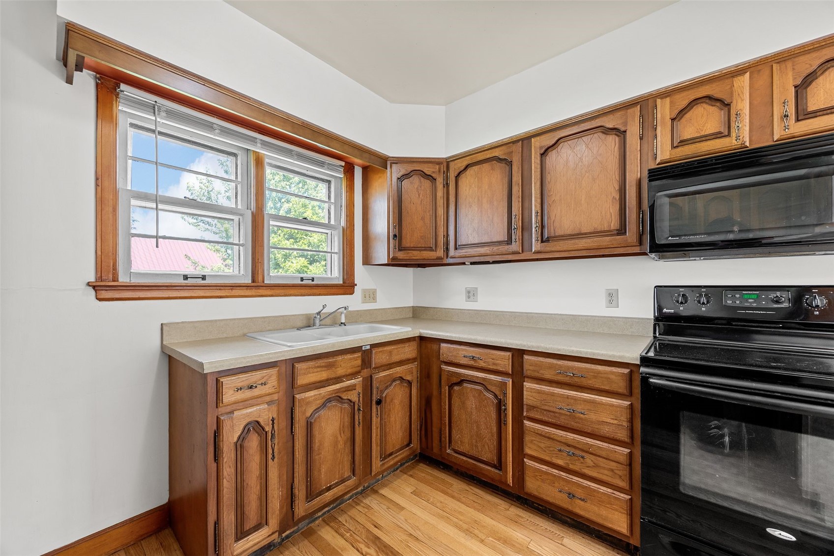 305 7th Avenue Clarence IA 52216