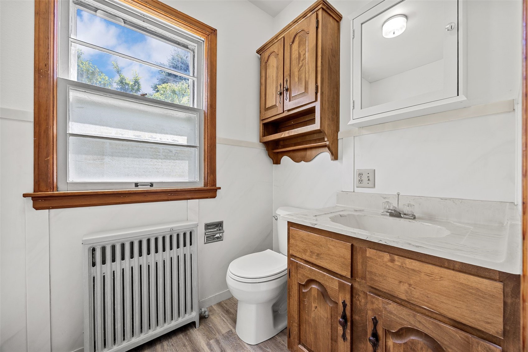 305 7th Avenue Clarence IA 52216