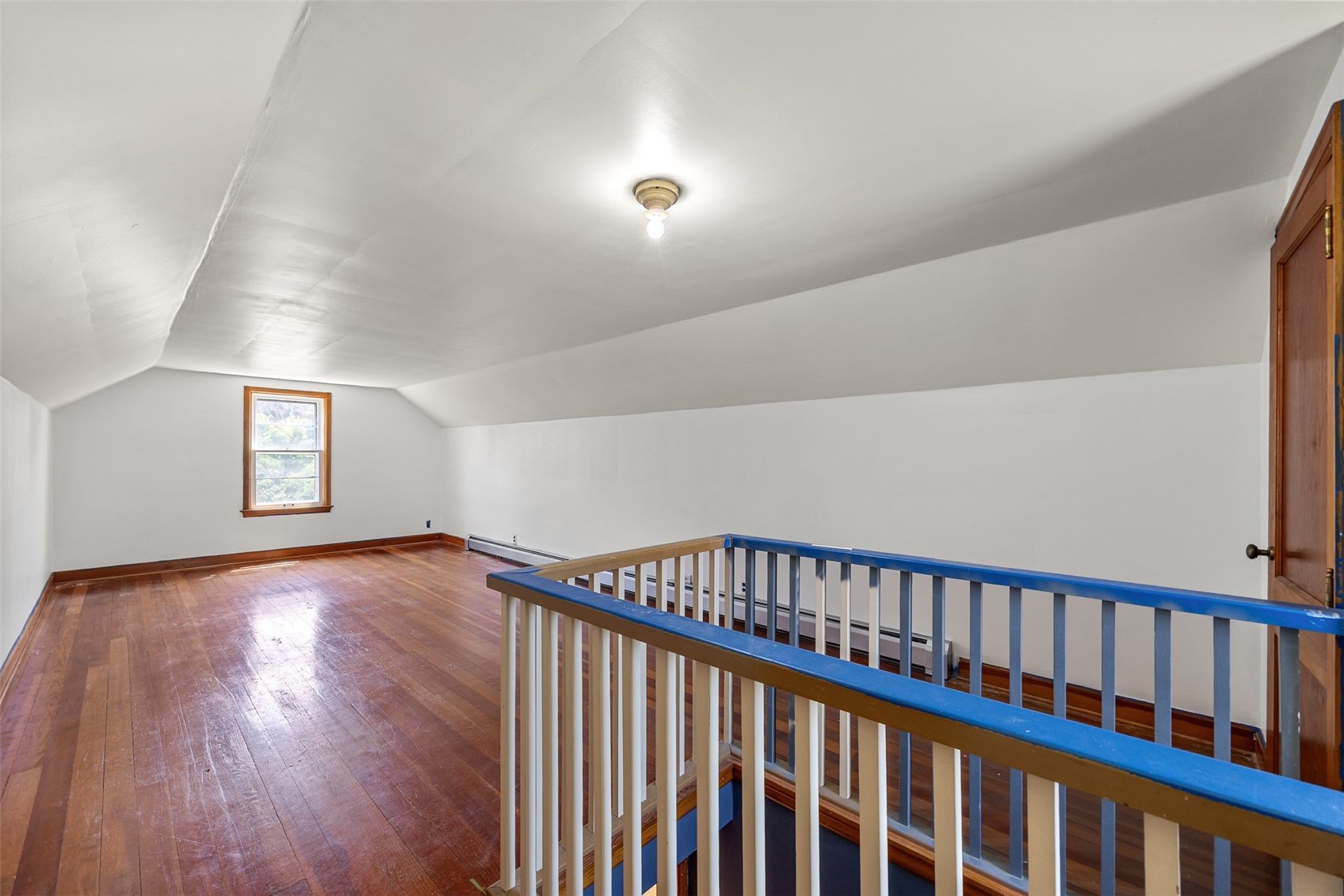 305 7th Avenue Clarence IA 52216