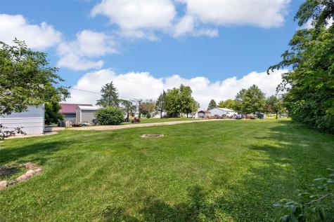 305 7th Avenue Clarence IA 52216
