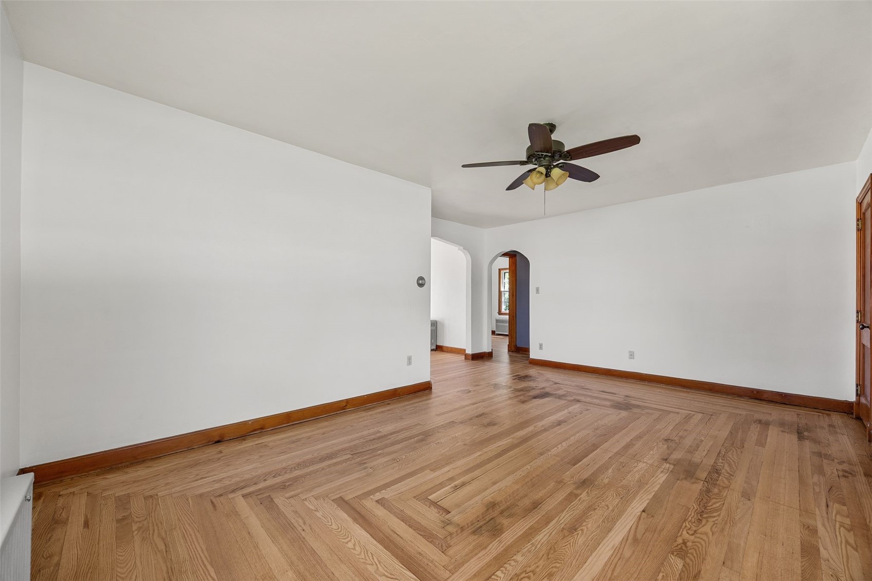 305 7th Avenue Clarence IA 52216