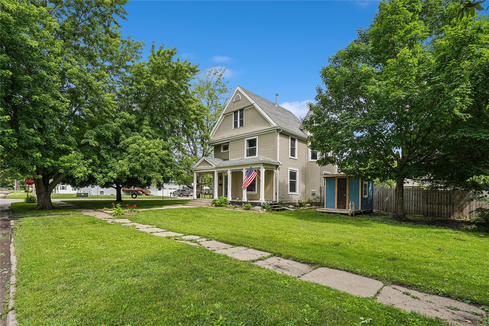 388 W Hilton Street Marengo IA 52301