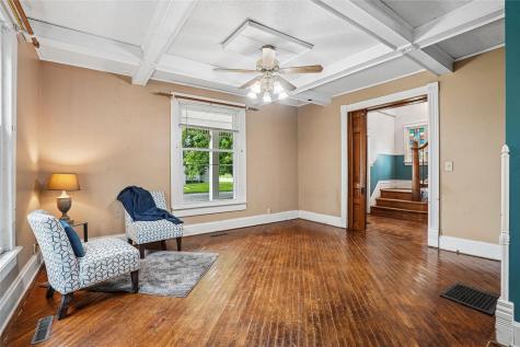388 W Hilton Street Marengo IA 52301