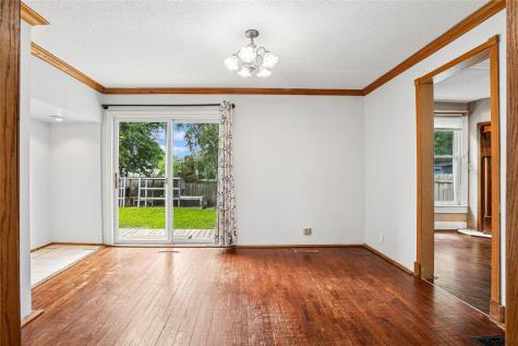 388 W Hilton Street Marengo IA 52301