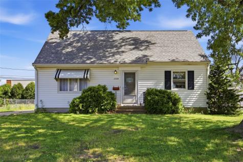 1524 48th Street NE Cedar Rapids IA 52402