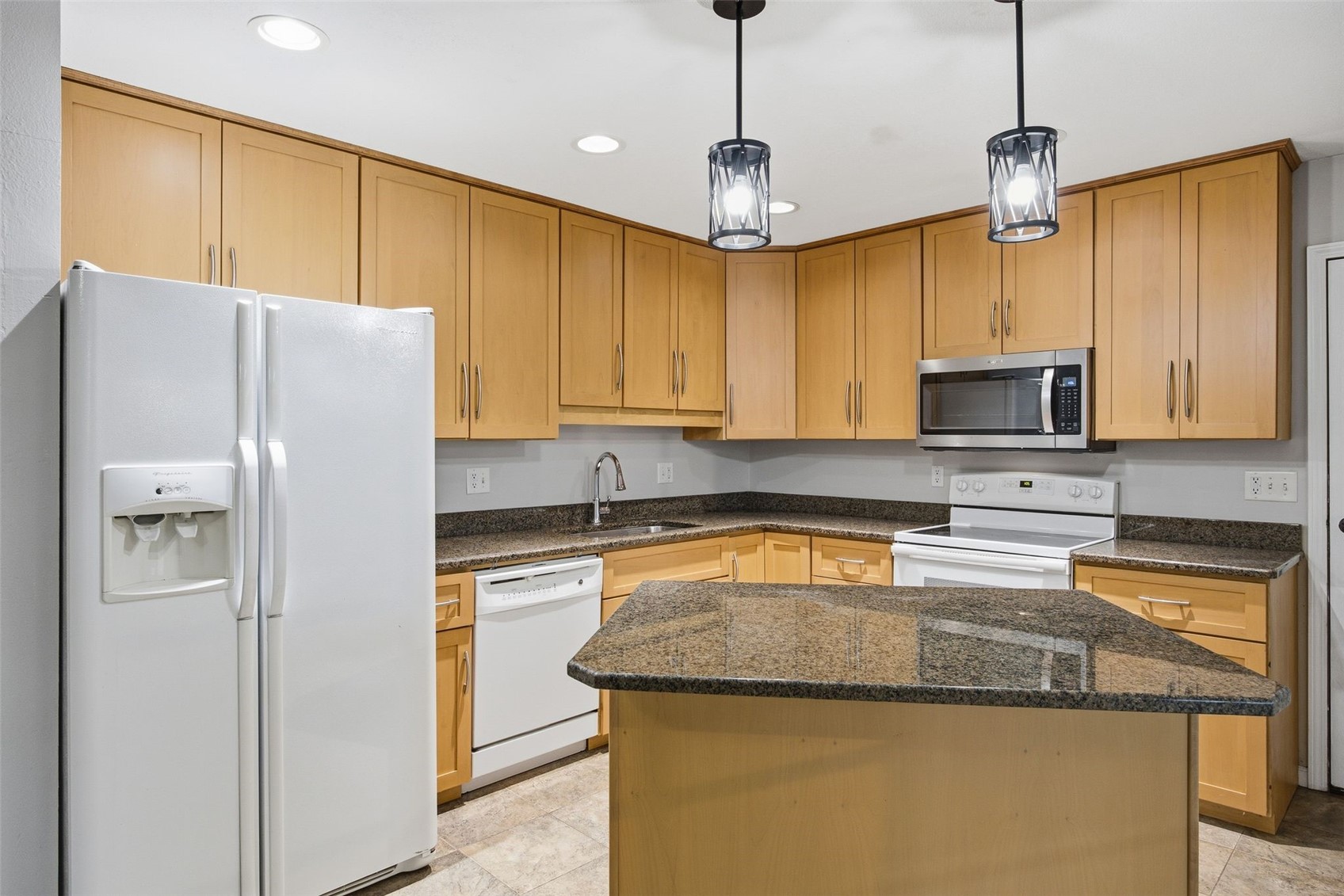114 Sand Lane NW Cedar Rapids IA 52405