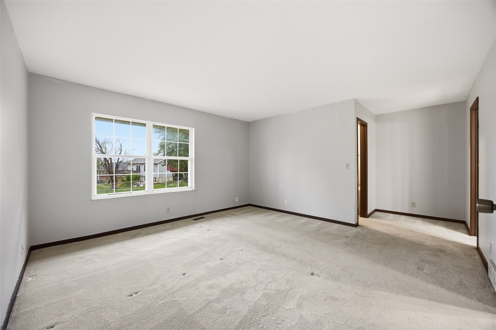 114 Sand Lane NW Cedar Rapids IA 52405