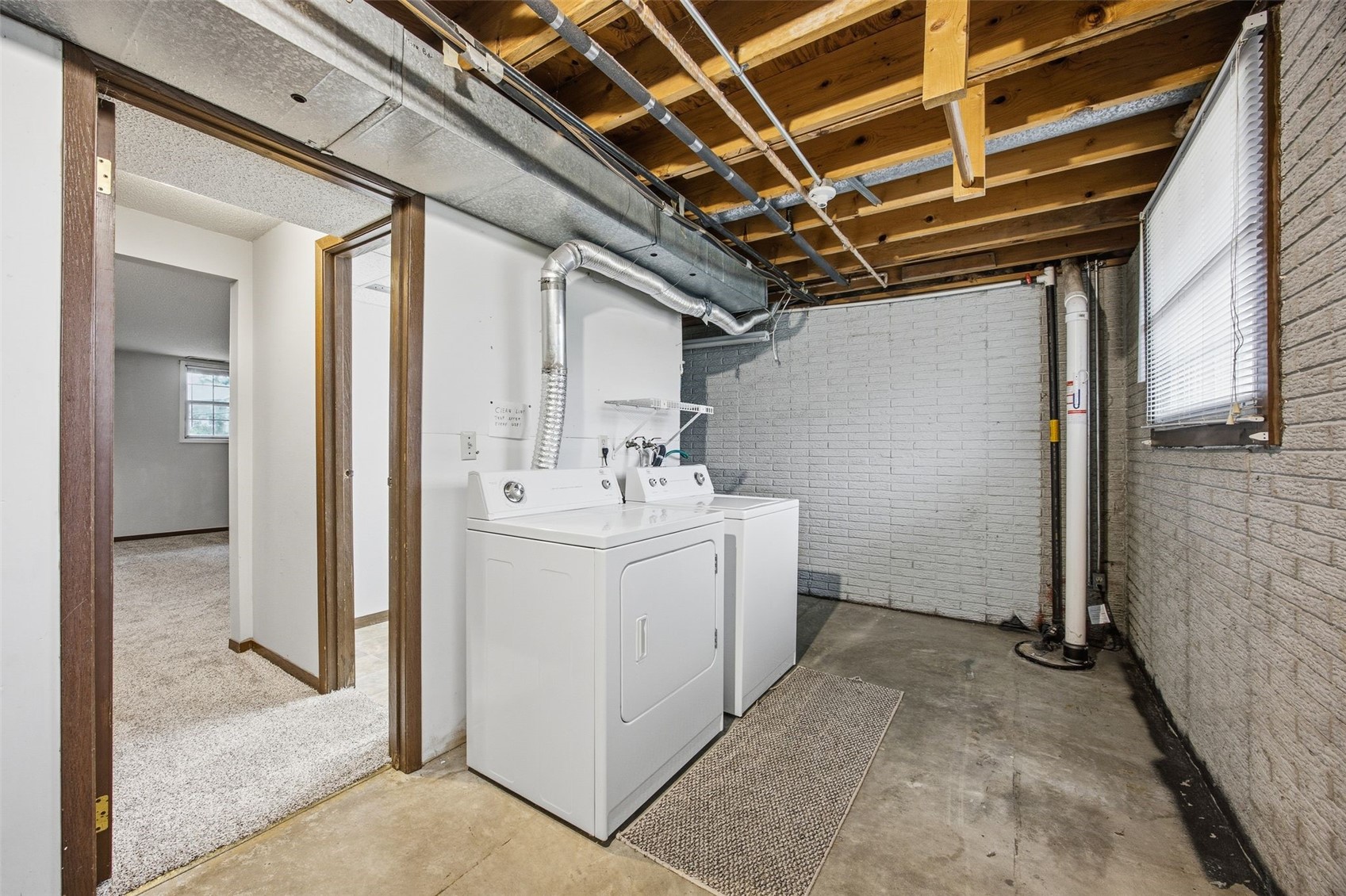 114 Sand Lane NW Cedar Rapids IA 52405