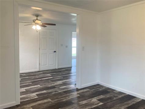 1002 S 8th Avenue Vinton IA 52349