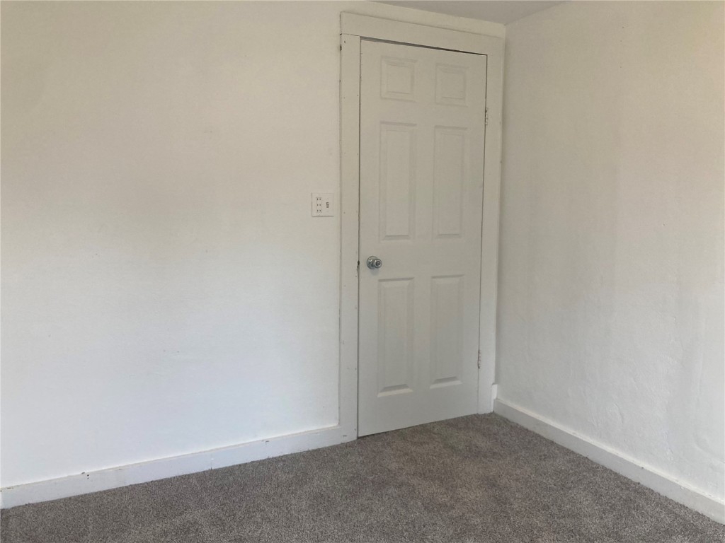 1002 S 8th Avenue Vinton IA 52349