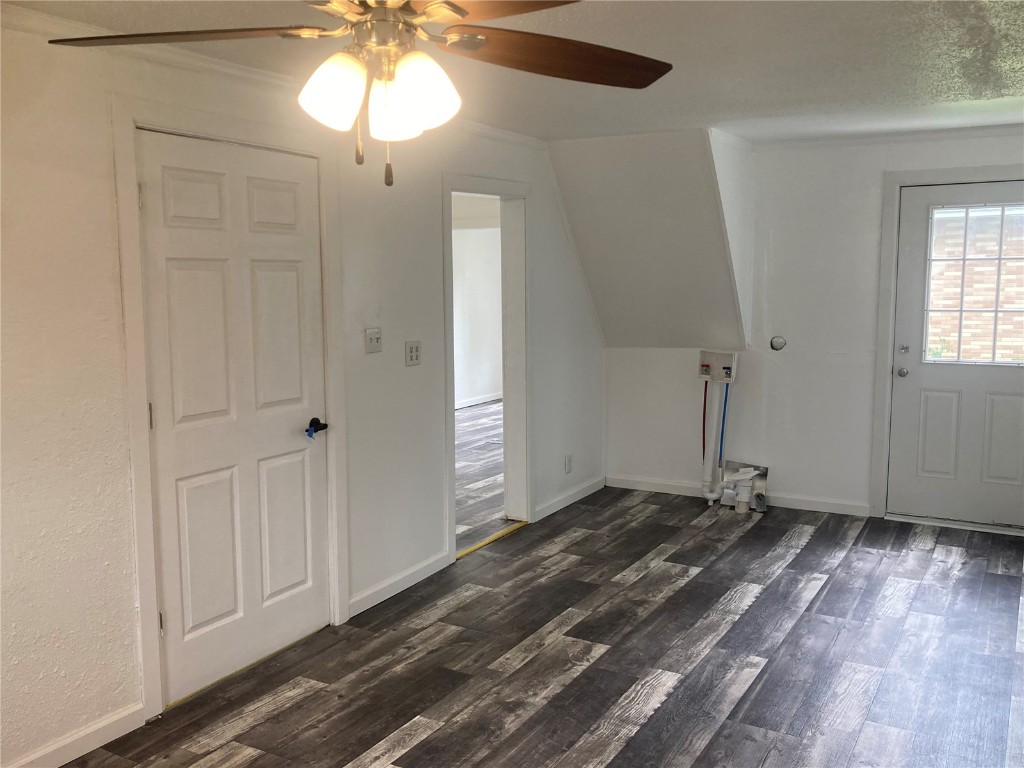 1002 S 8th Avenue Vinton IA 52349