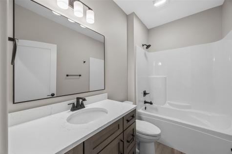 620 Rock Ridge Road Tiffin IA 52340