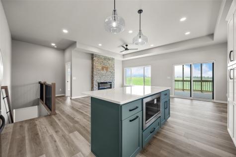 3064 Ridgeview Circle Coralville IA 52241