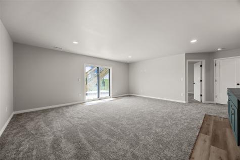 3064 Ridgeview Circle Coralville IA 52241