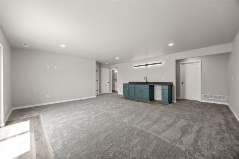 3064 Ridgeview Circle Coralville IA 52241
