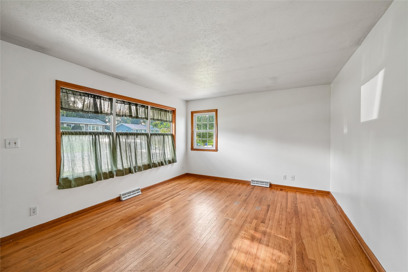 1212 18th Street NW Cedar Rapids IA 52405