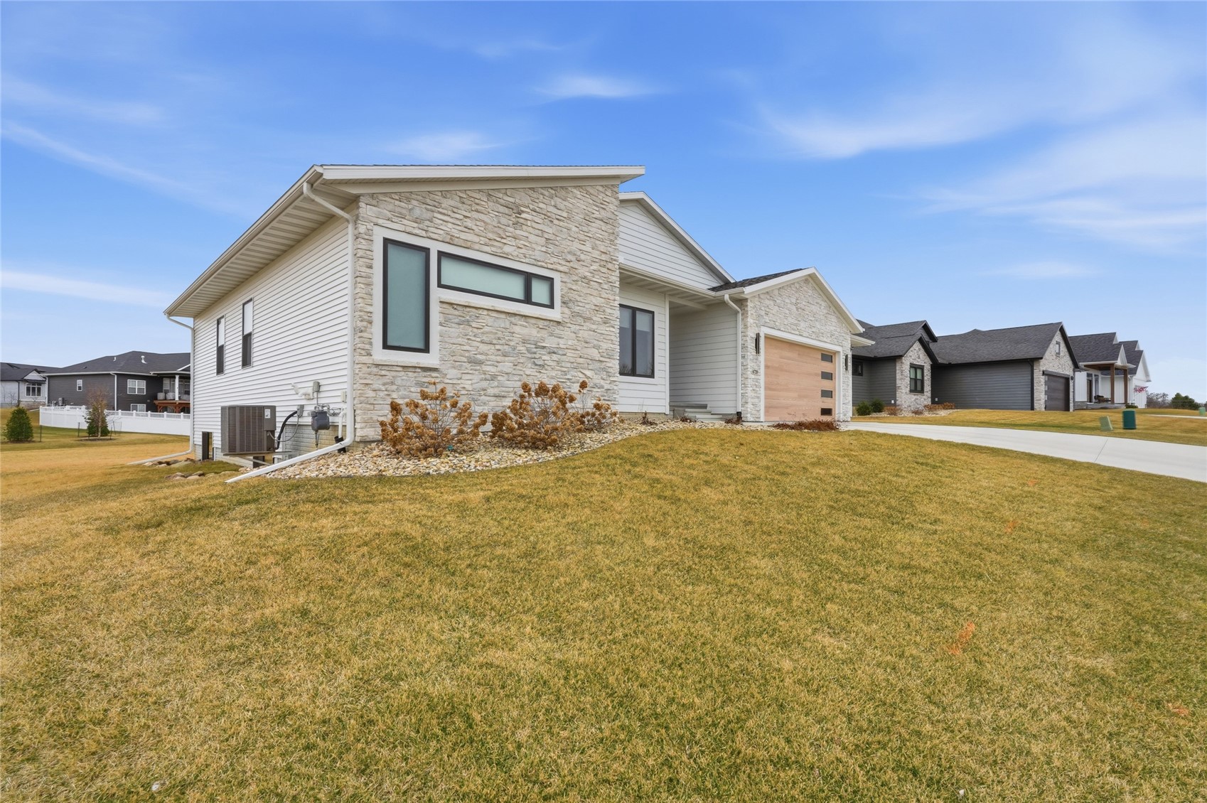 6720 Caldwell Lane NE Cedar Rapids IA 52411