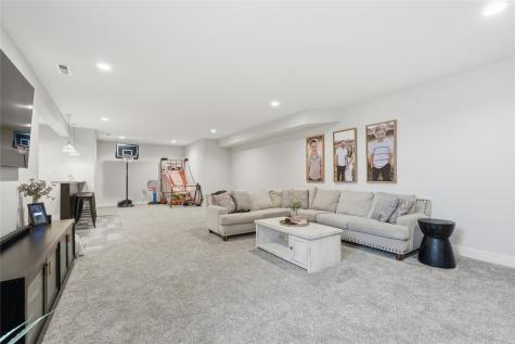 6720 Caldwell Lane NE Cedar Rapids IA 52411