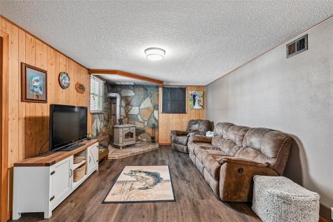 3102 Bayberry Drive SW Cedar Rapids IA 52404