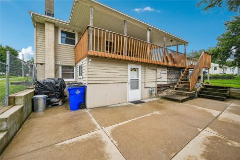 3102 Bayberry Drive SW Cedar Rapids IA 52404