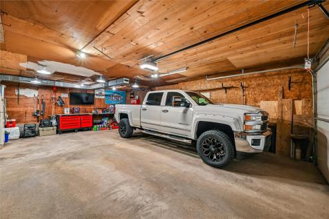 3102 Bayberry Drive SW Cedar Rapids IA 52404