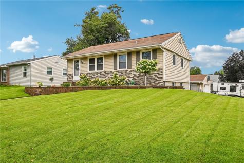 3102 Bayberry Drive SW Cedar Rapids IA 52404