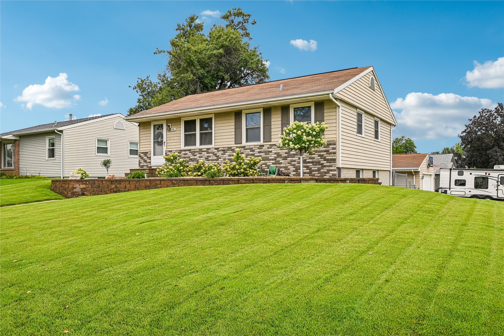 3102 Bayberry Drive SW Cedar Rapids IA 52404