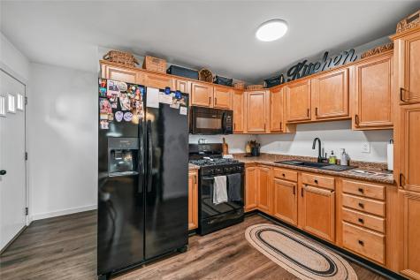 3102 Bayberry Drive SW Cedar Rapids IA 52404