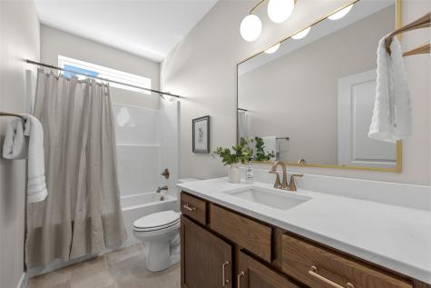 2239 Royal Oak Ridge Road Marion IA 52302