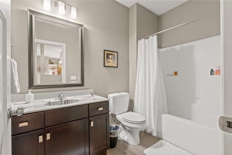 1905 Rogers Creek Road Ely IA 52227