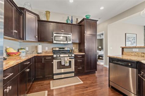 1905 Rogers Creek Road Ely IA 52227