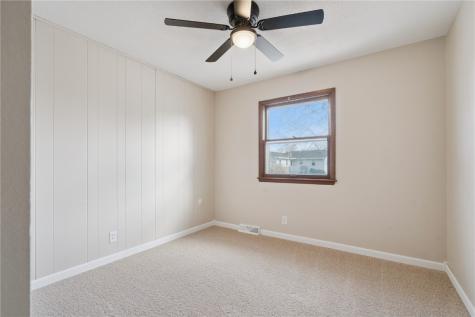 218 31st Street SW Cedar Rapids IA 52404