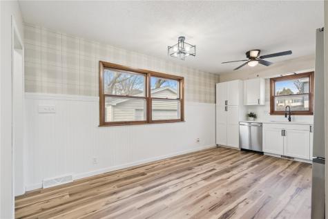218 31st Street SW Cedar Rapids IA 52404