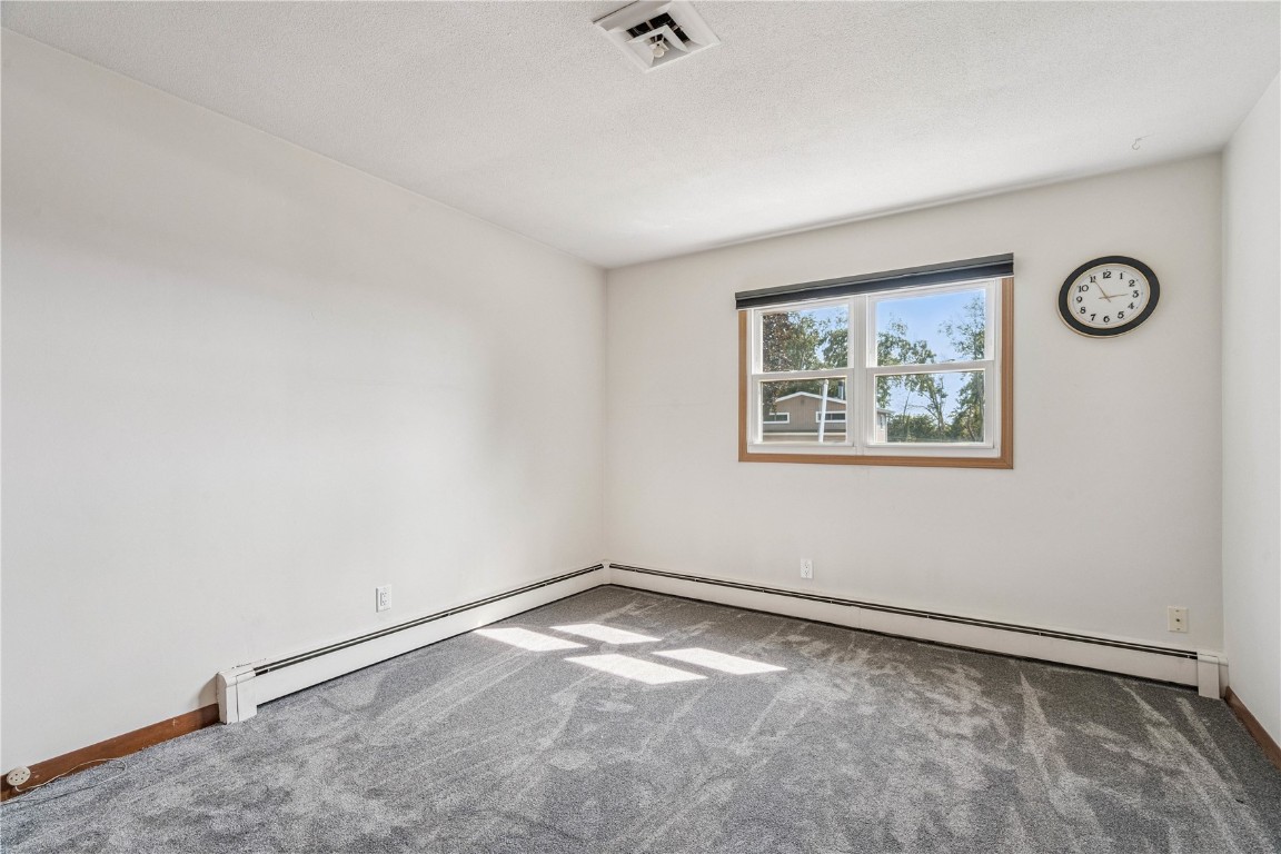 3016 Ridgemore Drive SE Cedar Rapids IA 52403
