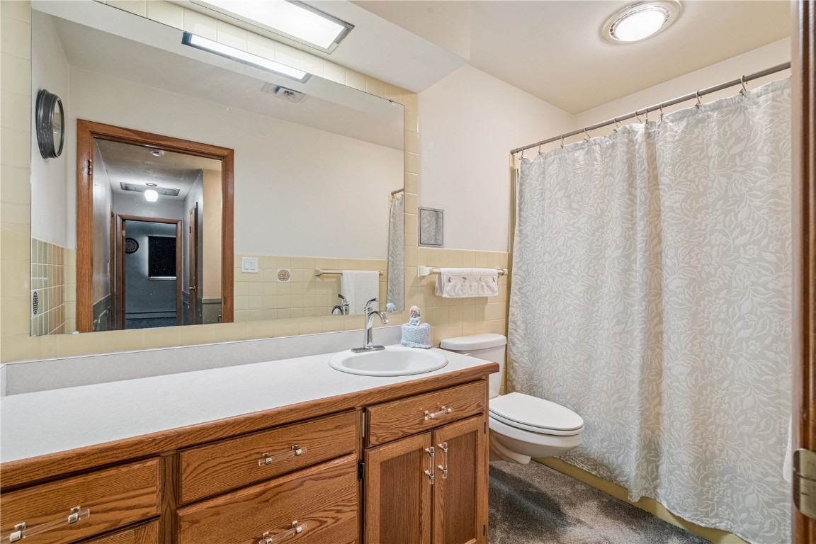 3016 Ridgemore Drive SE Cedar Rapids IA 52403
