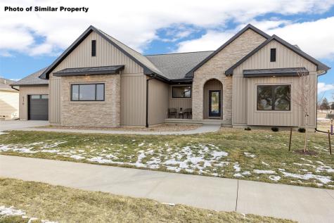 1056 Stable Ridge Drive Marion IA 52302