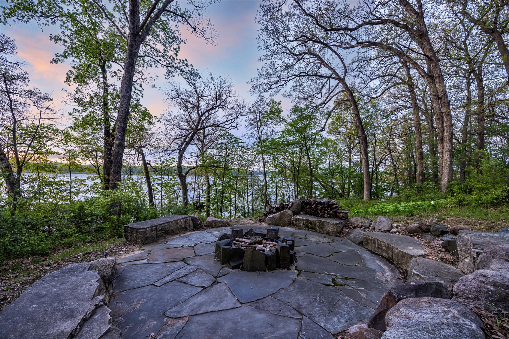 3220 Ever Tree Lane NE Solon IA 52333