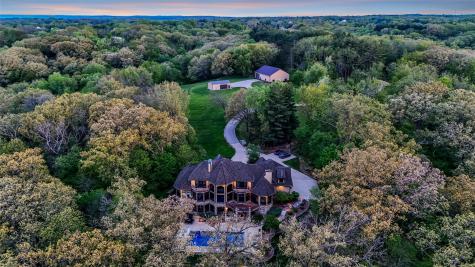 3220 Ever Tree Lane NE Solon IA 52333