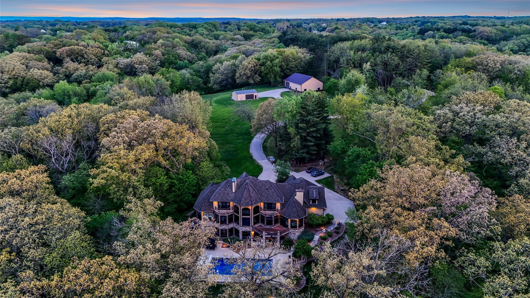 3220 Ever Tree Lane NE Solon IA 52333
