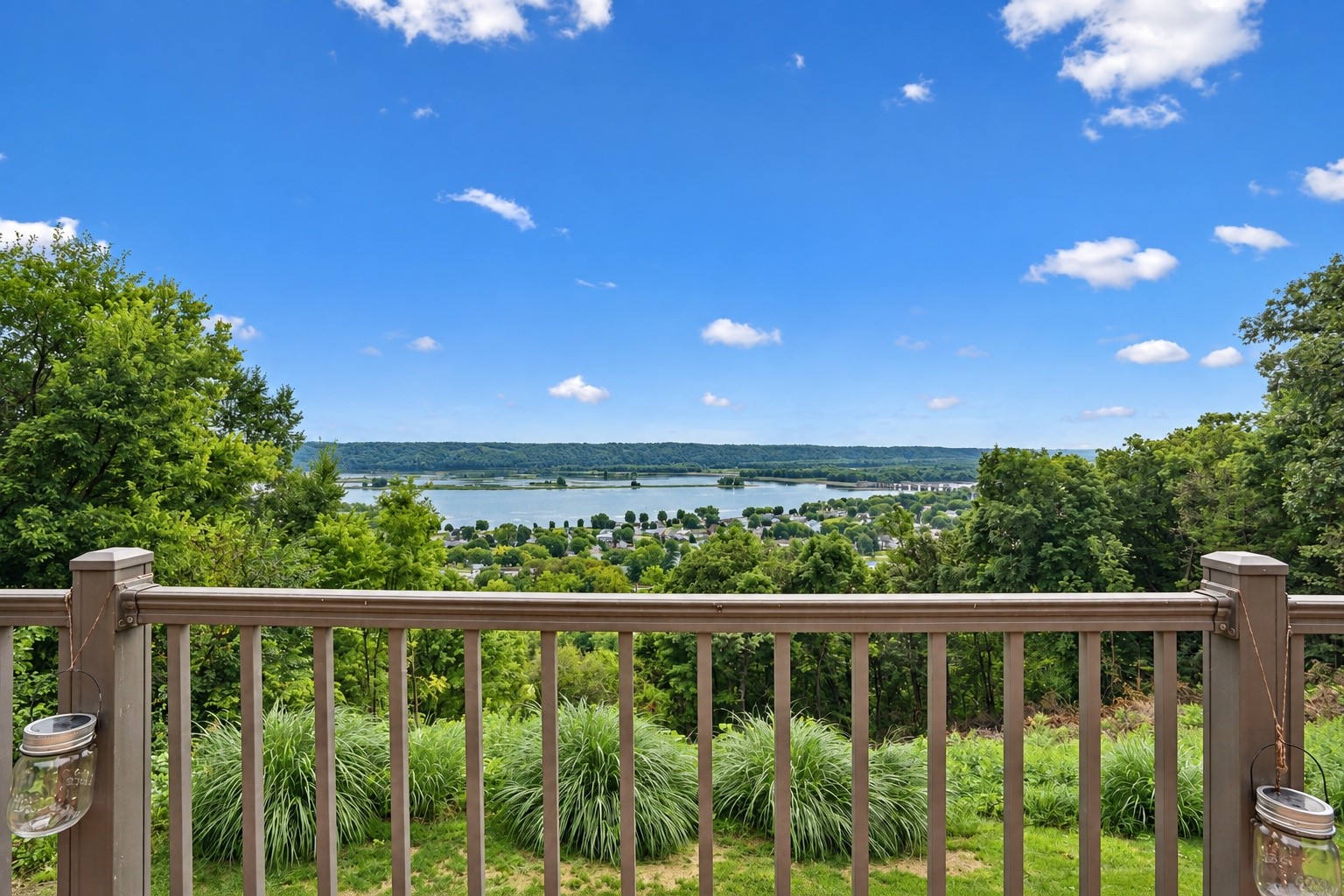 513 Acre Street Guttenberg IA 52052