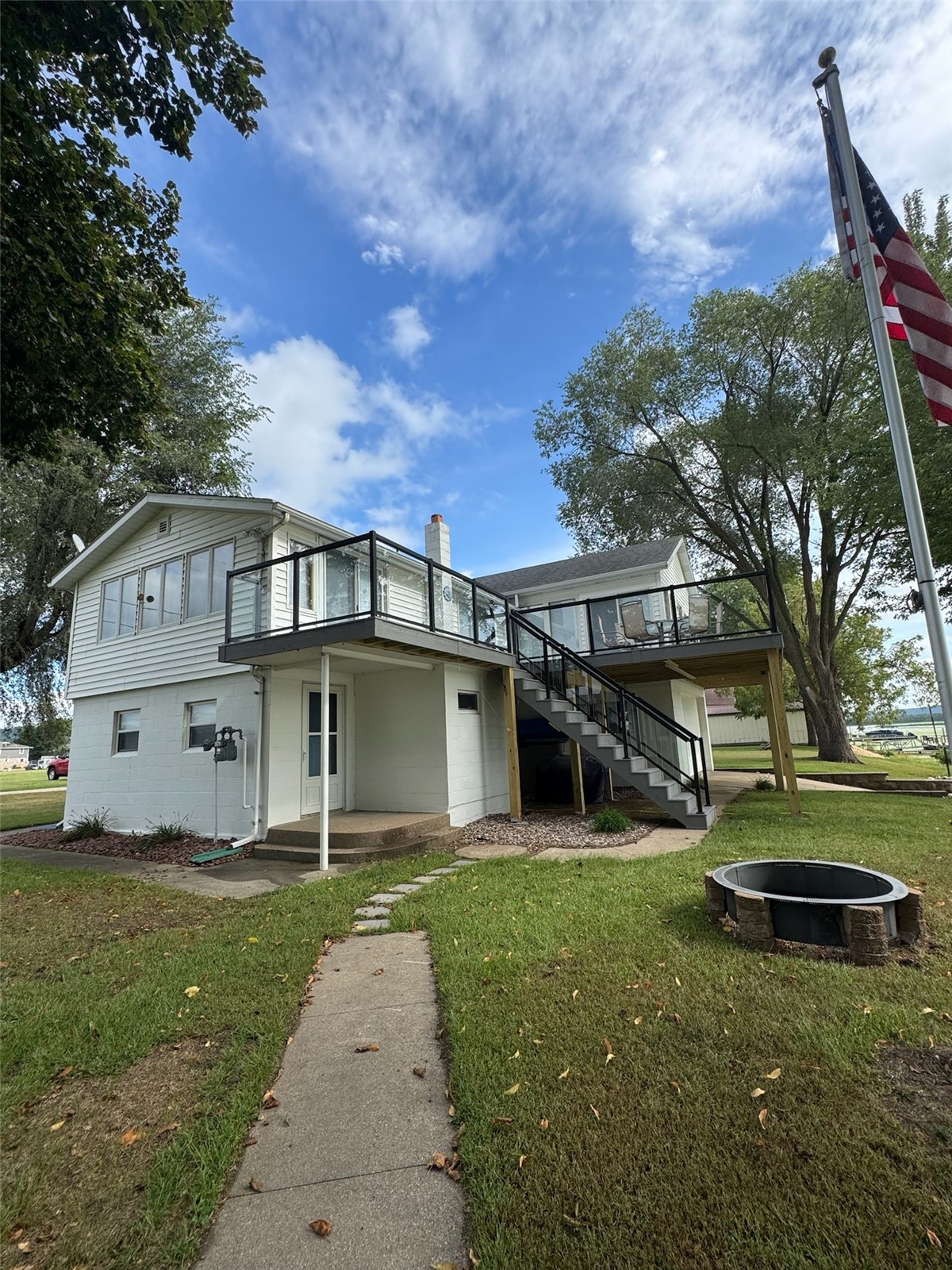 145 Abel Drive Guttenberg IA 52052