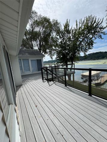 145 Abel Drive Guttenberg IA 52052