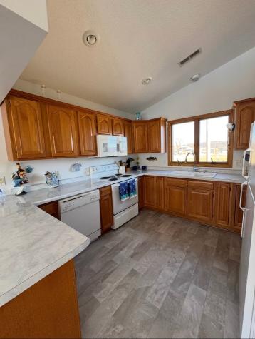 145 Abel Drive Guttenberg IA 52052