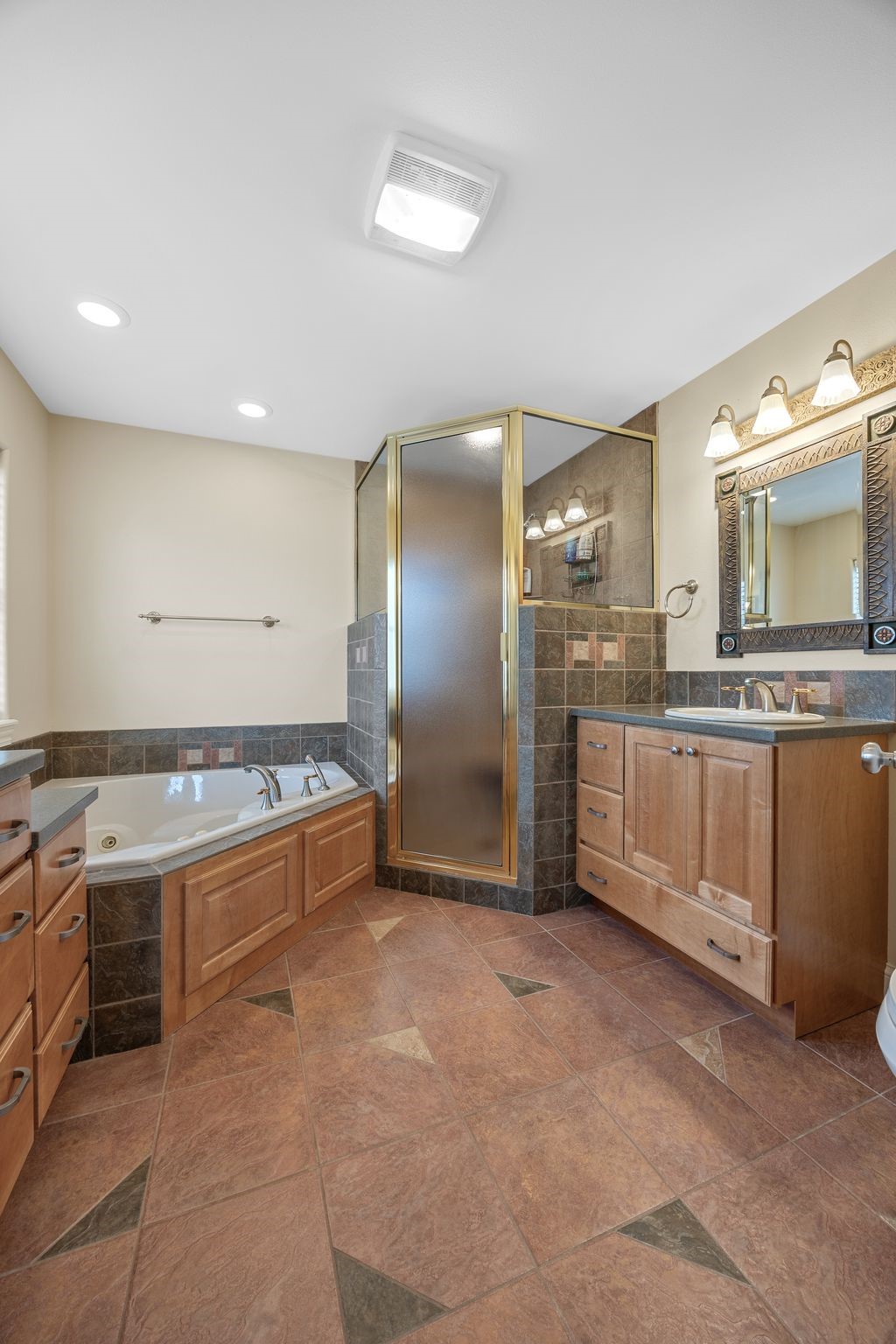 3991 NE Roberts Ridge Iowa City IA 52240