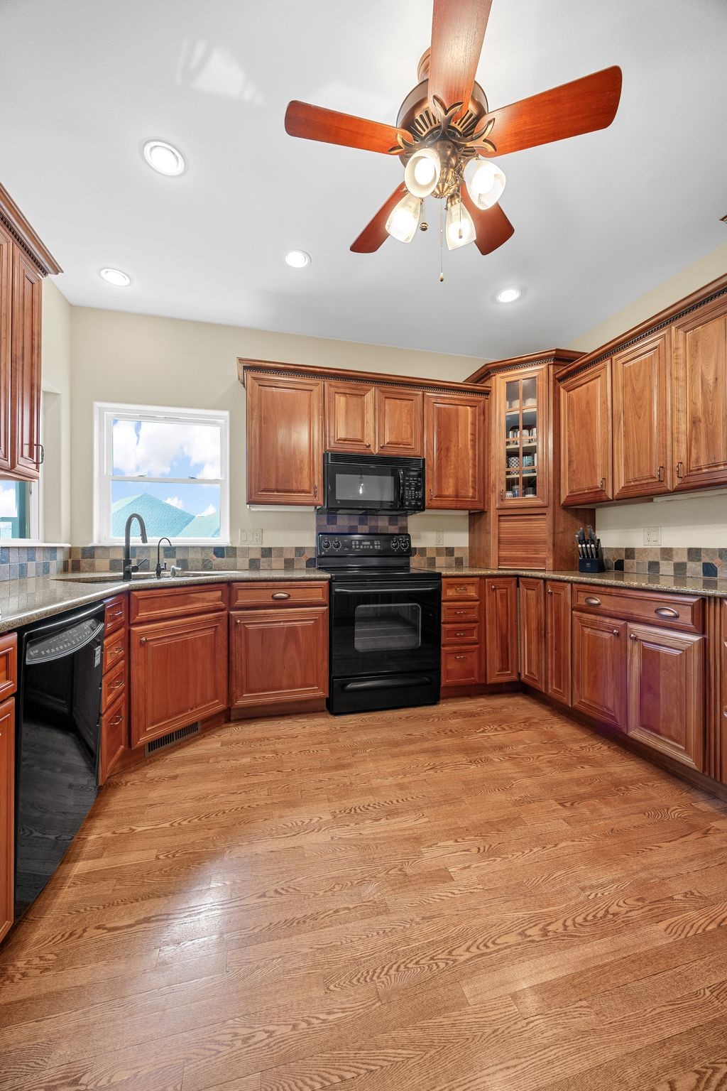 3991 NE Roberts Ridge Iowa City IA 52240