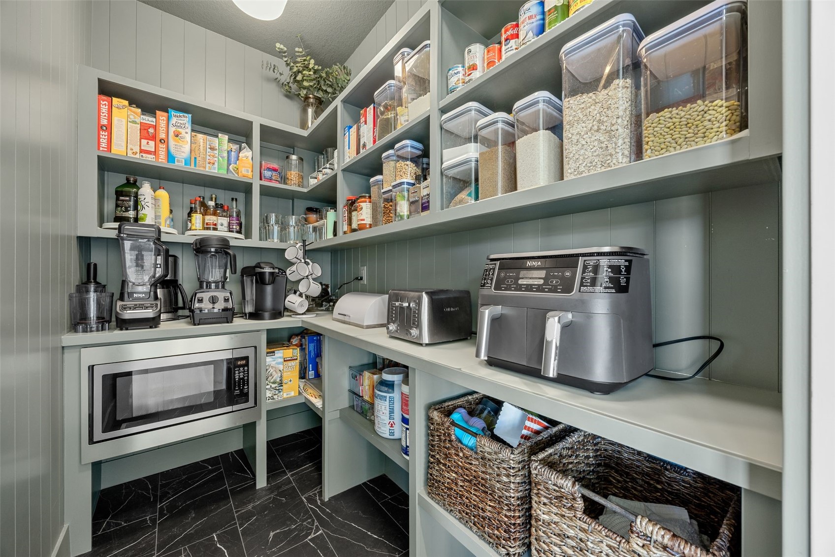 1425 Heartland Street Fairfax IA 52228