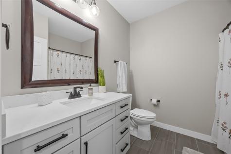 1601 Heartland Street Fairfax IA 52228