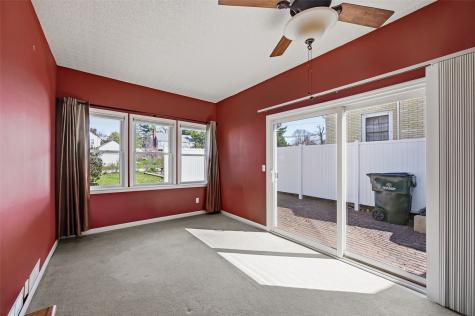 330 Crescent Street SE Cedar Rapids IA 52403