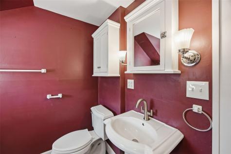 330 Crescent Street SE Cedar Rapids IA 52403